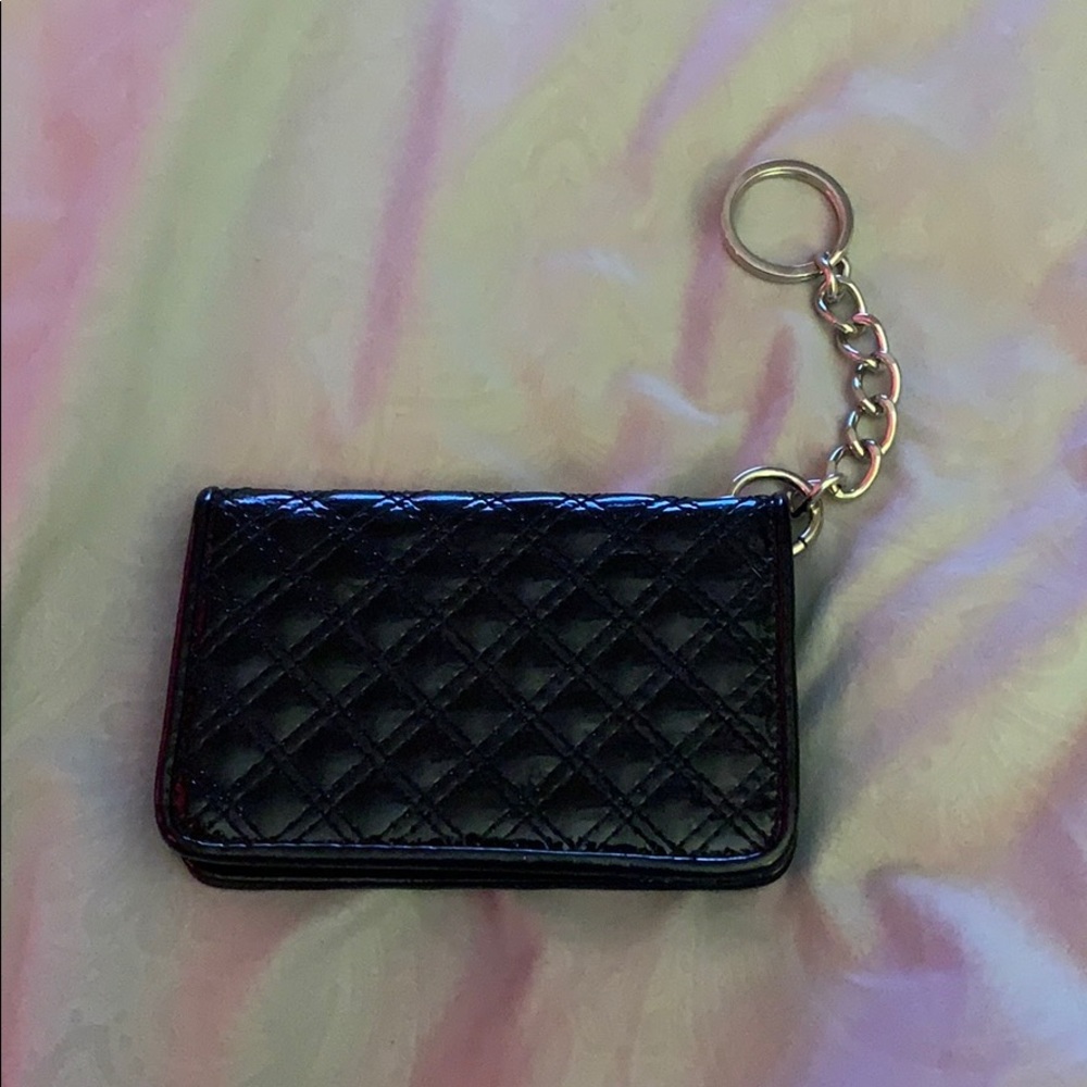 Small keychain wallet